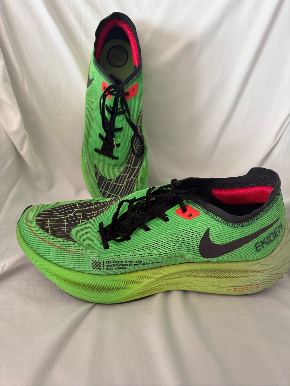 Nike Men’s Green ZoomX Racing Shoes